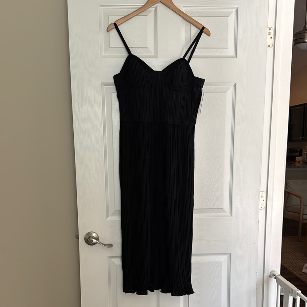 NWT DKNY Black Pleated Midi Cocktail Dress